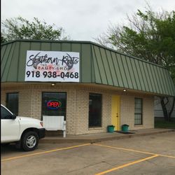 Southern Roots Beauty Shop - Exterior Salon View
