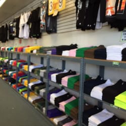 T-shirt Outlet