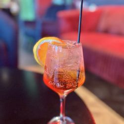 Thieves - Aperol spritz