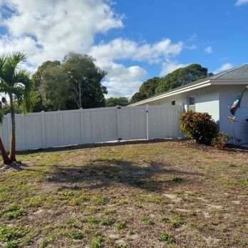 Jay's Fencing - Fences & Gates Near Me - Sarasota, Florida Jay's Fencing - Fences & Gates Near Me - Sarasota, Florida