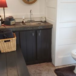 The Ashley Lodge - Second floor suite bathroom