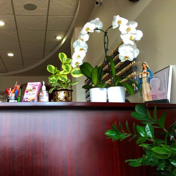V & N Nails and Spa - Nail Salons Near Me - Littleton, Colorado