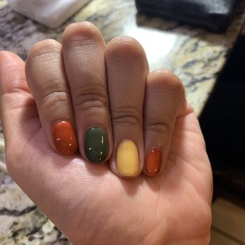 Phoenix Nails - Nail Salons Near Me - Gaithersburg, Maryland