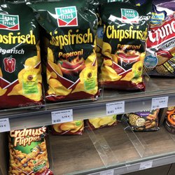 Esso - Pepperoni potato chips.