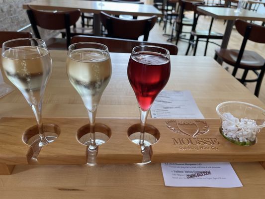 Mousse Sparkling Wine Co. by null