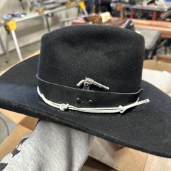 AR Hat Collective - The hat with gray band