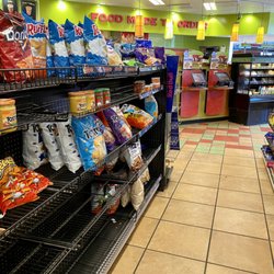 Sheetz - Aisle of potato chips