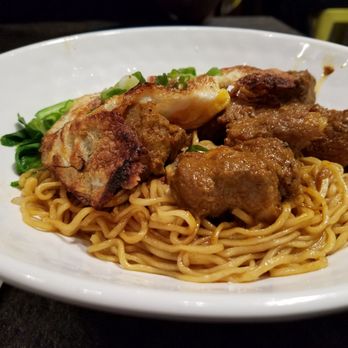 Food Terminal - Noodles with braised beef, scallions and fried egg.  Delicious! - Malaysian Near Me - Chamblee, Georgia