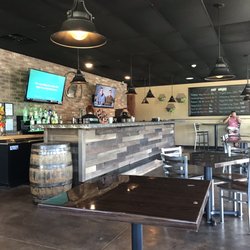 Hop Hound Brew Pub