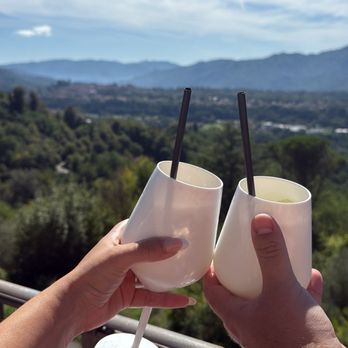 Renaissance Tuscany Il Ciocco Resort & Spa - Pool drinks - Resorts Near Me - Barga, LU