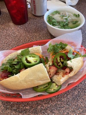 Mekong Sandwich by null