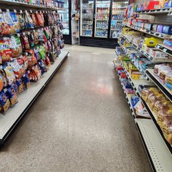 Mayhugh's Store - Lots of snacks!
