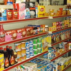 Relly's Deli - Crockery selection