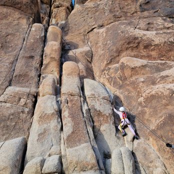 California Climbing School - Tricky but Ting coached her through it - Rock Climbing Near Me - Joshua Tree, California California Climbing School - Tricky but Ting coached her through it - Rock Climbing Near Me - Joshua Tree, California