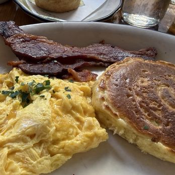Bubby's Tribeca - Bubby's Breakfast - American Near Me - New York, New York