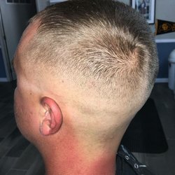 Denny's Barber Shop