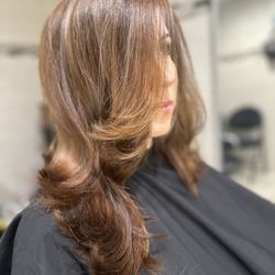 Jenni hair salon