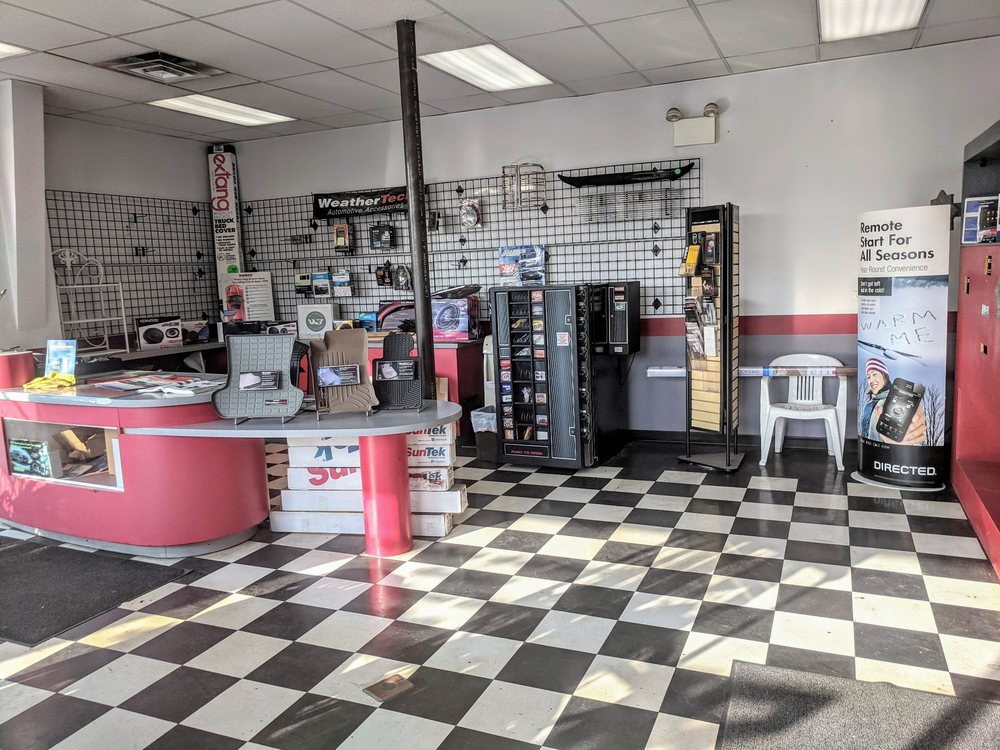 J AND R AUTO SALON 18 Photos & 23 Reviews Car Stereo Installation