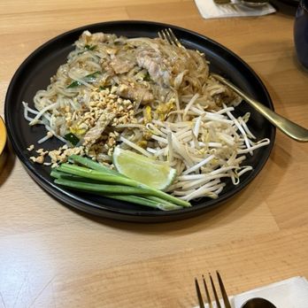 Manaao - Thai Near Me - Tustin, California
