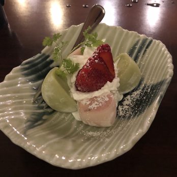 Shiro's - Green tea and strawberry mochi - Sushi Bars Near Me - Seattle, Washington