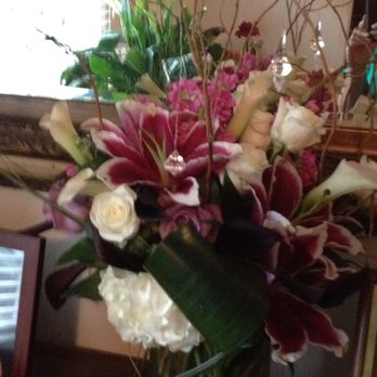 The New Leaf - Beautiful creative arrangement for a birthday celebration! - Florists Near Me - Norfolk, Virginia The New Leaf - Beautiful creative arrangement for a birthday celebration! - Florists Near Me - Norfolk, Virginia