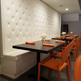 Mango Mangeaux - Loving the decor - New American Near Me - Hampton, Virginia Mango Mangeaux - Loving the decor - New American Near Me - Hampton, Virginia