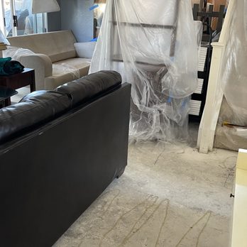 IZ Flooring - Flooring Near Me - San Diego, California IZ Flooring - Flooring Near Me - San Diego, California