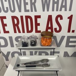 CYCLEBAR - More essentials. (Hair pins, hair ties and ear plugs)