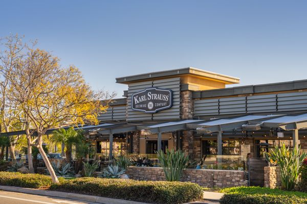 Karl Strauss Brewing Company by null