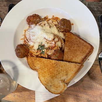 Gard Public House - Spaghetti and meatballs - Wine Tasting Room Near Me - Royal City, Washington Gard Public House - Spaghetti and meatballs - Wine Tasting Room Near Me - Royal City, Washington