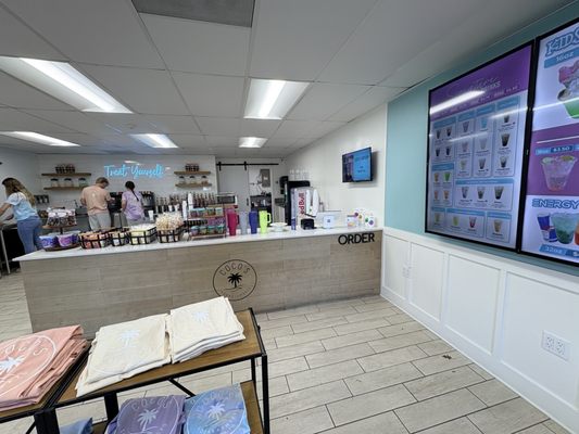 Coco's Sodas + Sweets by null