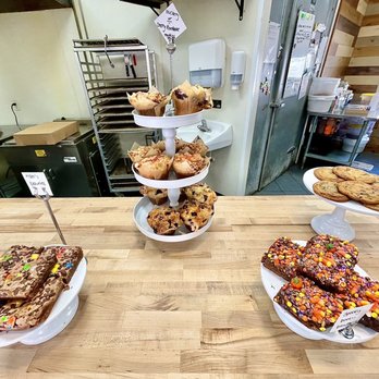 DG Doughnuts - Brownies and cookies and muffins - Bakeries Near Me - Ocoee, Florida DG Doughnuts - Brownies and cookies and muffins - Bakeries Near Me - Ocoee, Florida
