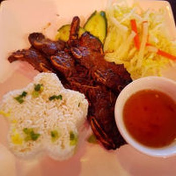 Green Leaf Bistro - Vietnamese Near Me - Victoria, British Columbia