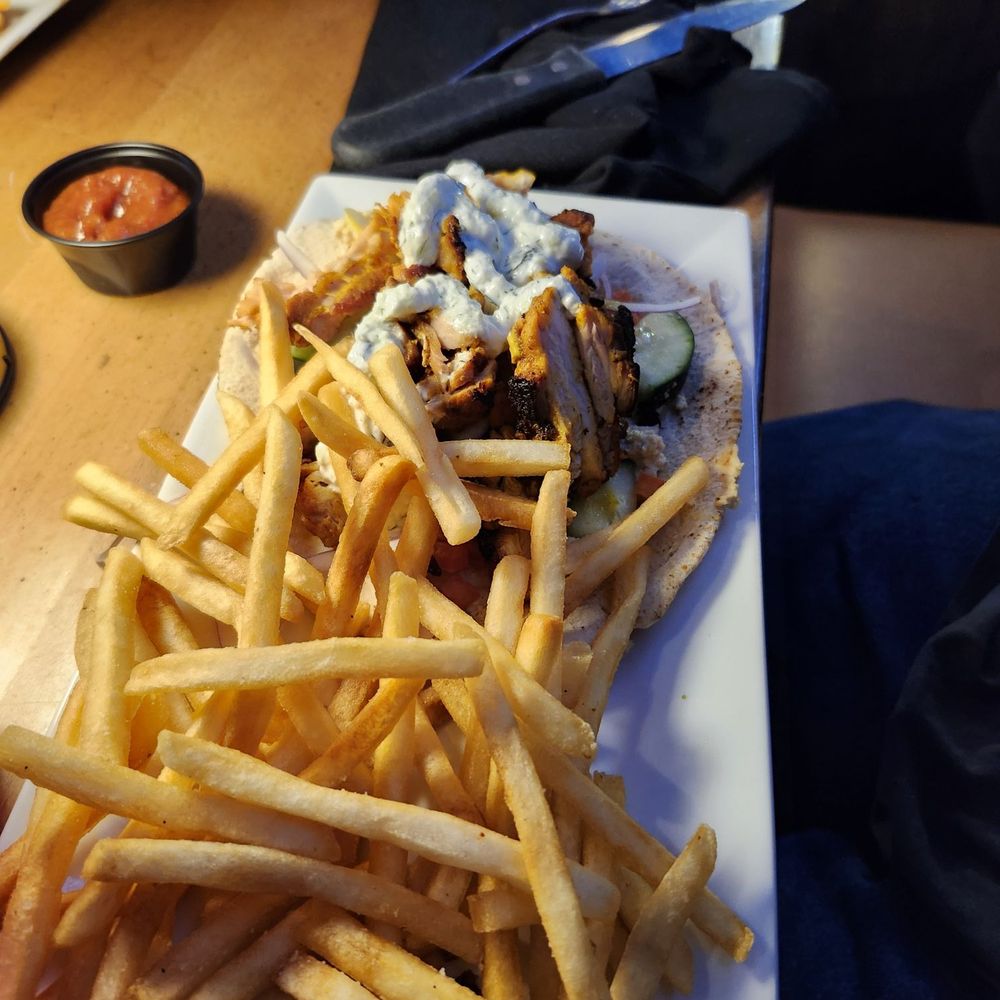 The Som: Burgers + Beer - Shwarma Thin Fries - Pubs Near Me - Burlington, Iowa The Som: Burgers + Beer - Shwarma Thin Fries - Pubs Near Me - Burlington, Iowa