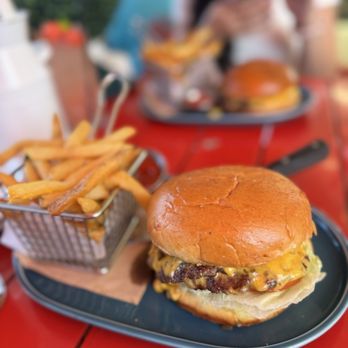Water Tower Kitchen - Smash Burger 5/5 - New American Near Me - Campbell, California Water Tower Kitchen - Smash Burger 5/5 - New American Near Me - Campbell, California