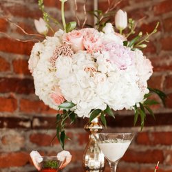 Port City Event Planners - Food station floral design
