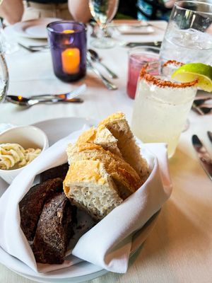 1703 Restaurant & Catering by null