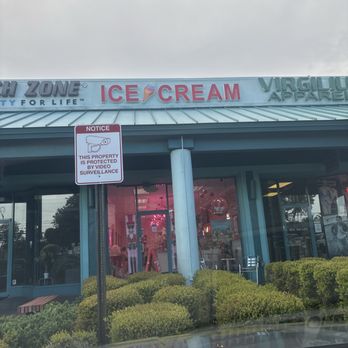 Jazzberry Scoops - Ice Cream & Frozen Yogurt Near Me - Fort Lauderdale, Florida