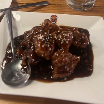 Chiho Bistro - General Tsos Chicken -spicy and delicious - Noodles Near Me - Seattle, Washington