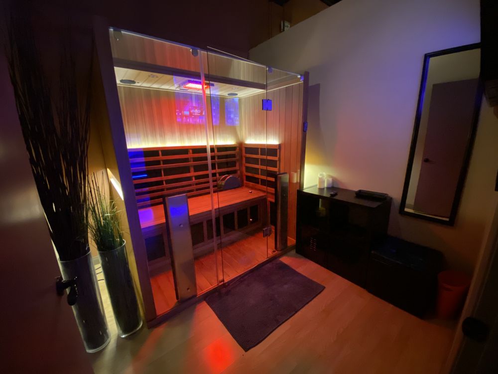 Photos of THE TAN SPA Updated August 2024 120 Photos & 281 Reviews 1119 S Hope St, Los