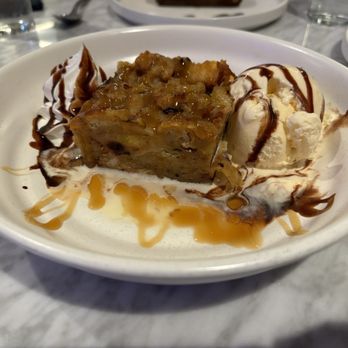 Secco Restaurant and Bar - Warm bread pudding ($16) - Tacos Near Me - San Jose, California Secco Restaurant and Bar - Warm bread pudding ($16) - Tacos Near Me - San Jose, California