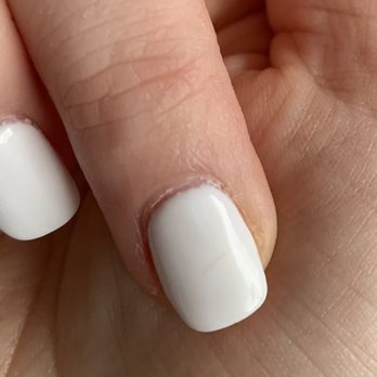 M Nails Boutique - Cracking - Nail Salons Near Me - Schaumburg, Illinois
