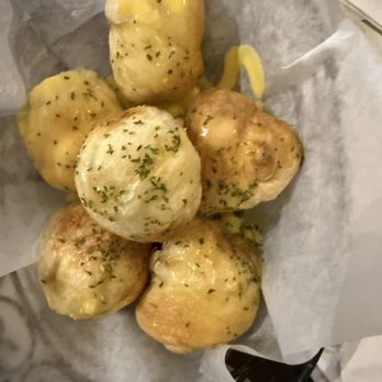 Pazza Luna - My personal down fall GARLIC KNOTS !! I have learned to stop at one !! - Italian Near Me - Kissimmee, Florida Pazza Luna - My personal down fall GARLIC KNOTS !! I have learned to stop at one !! - Italian Near Me - Kissimmee, Florida