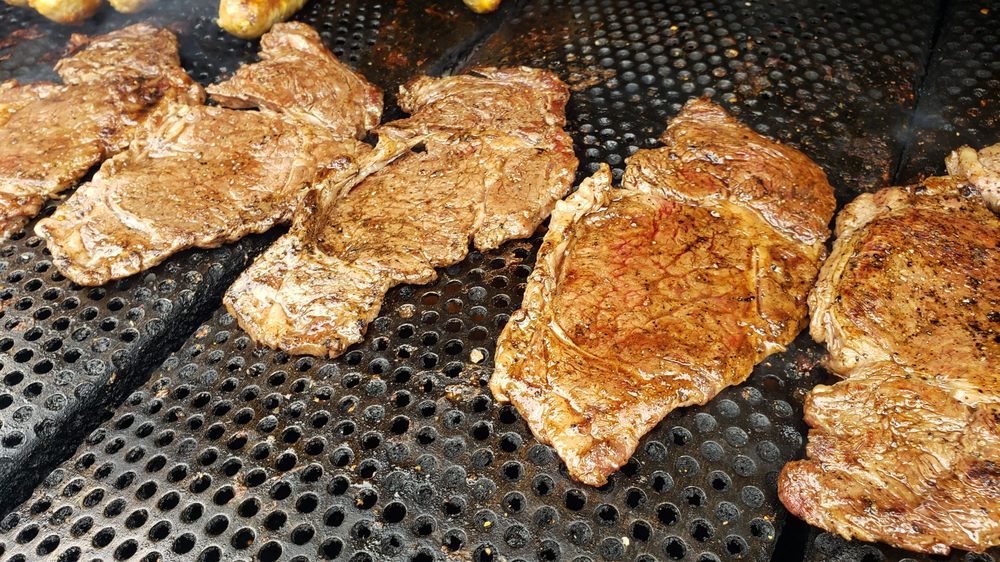 NELSON’S MEAT MARKET 25 Photos & 29 Reviews 1140 Old Marion Rd NE