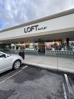 Gilroy Premium Outlets by null