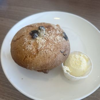 The Country Deli - Homemade Muffin (blueberry) - Delis Near Me - Chatsworth, California