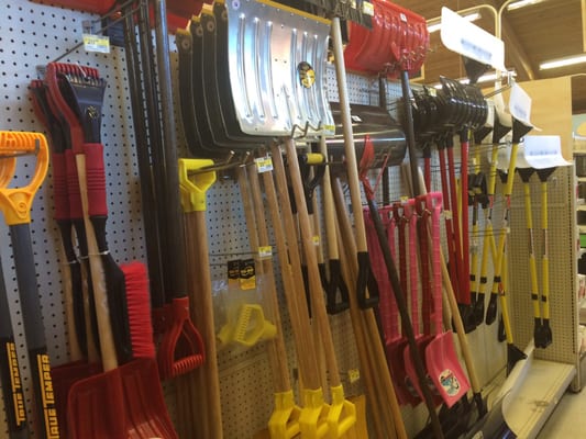 O’DONNELL ACE HARDWARE - Updated January 2025 - 5715 Hickman Rd, Des