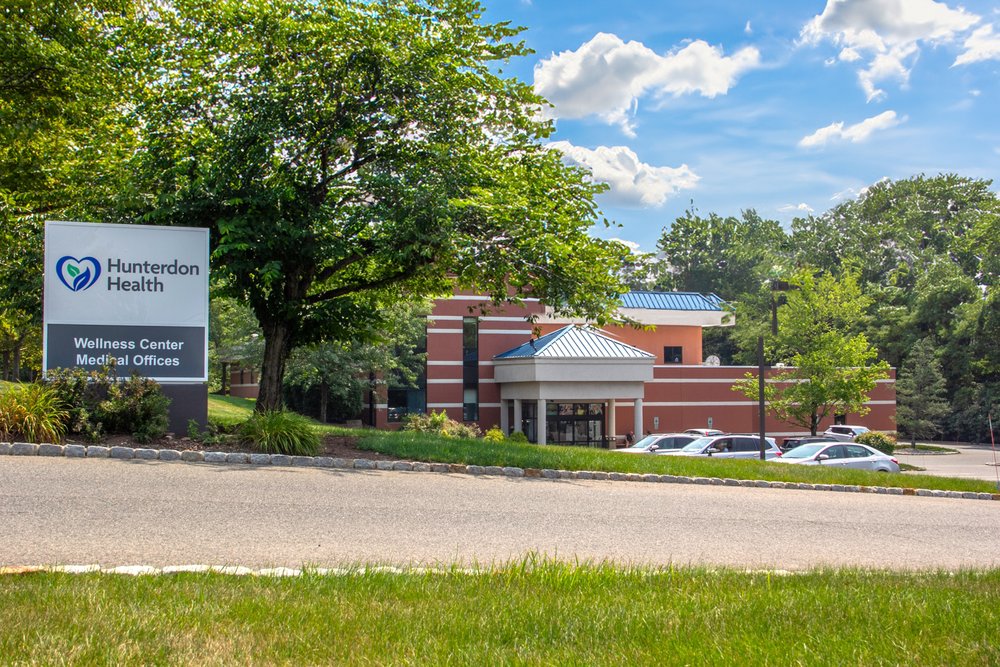 Hunterdon Health & Wellness Center Logo