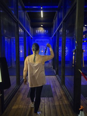 Dueling Axes Las Vegas | Axe Throwing Bar by null