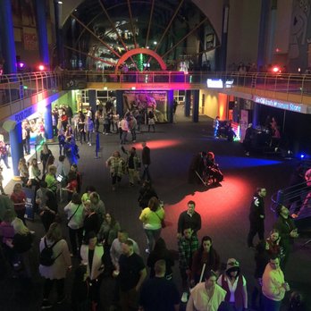 Museum by Moonlight - Main area with music, food vendors & bar - Museums Near Me - Indianapolis, Indiana